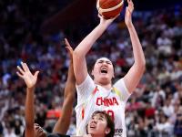 开云平台-球员在最新篮球比赛中获得关键胜利