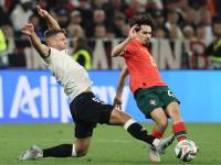 开云体育直播-欧国联比赛新秀崭露头角，引人注目