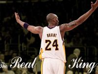 开云体育官网-欧冠半决赛之夜，恩比德扛起全队，当篮球巨星照亮足球之夜