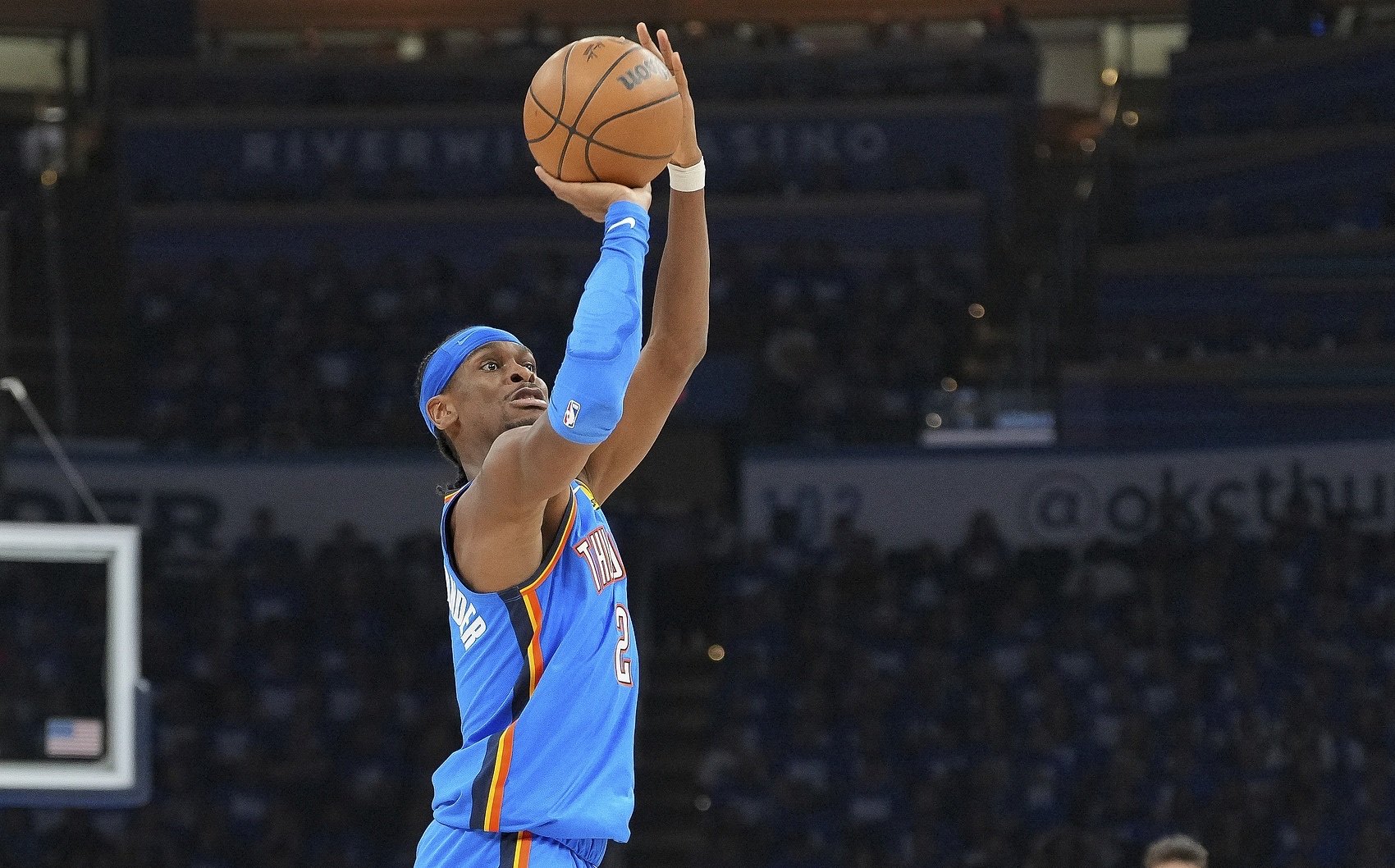 湖人翻盘尼克斯，莫兰特爆发神勇