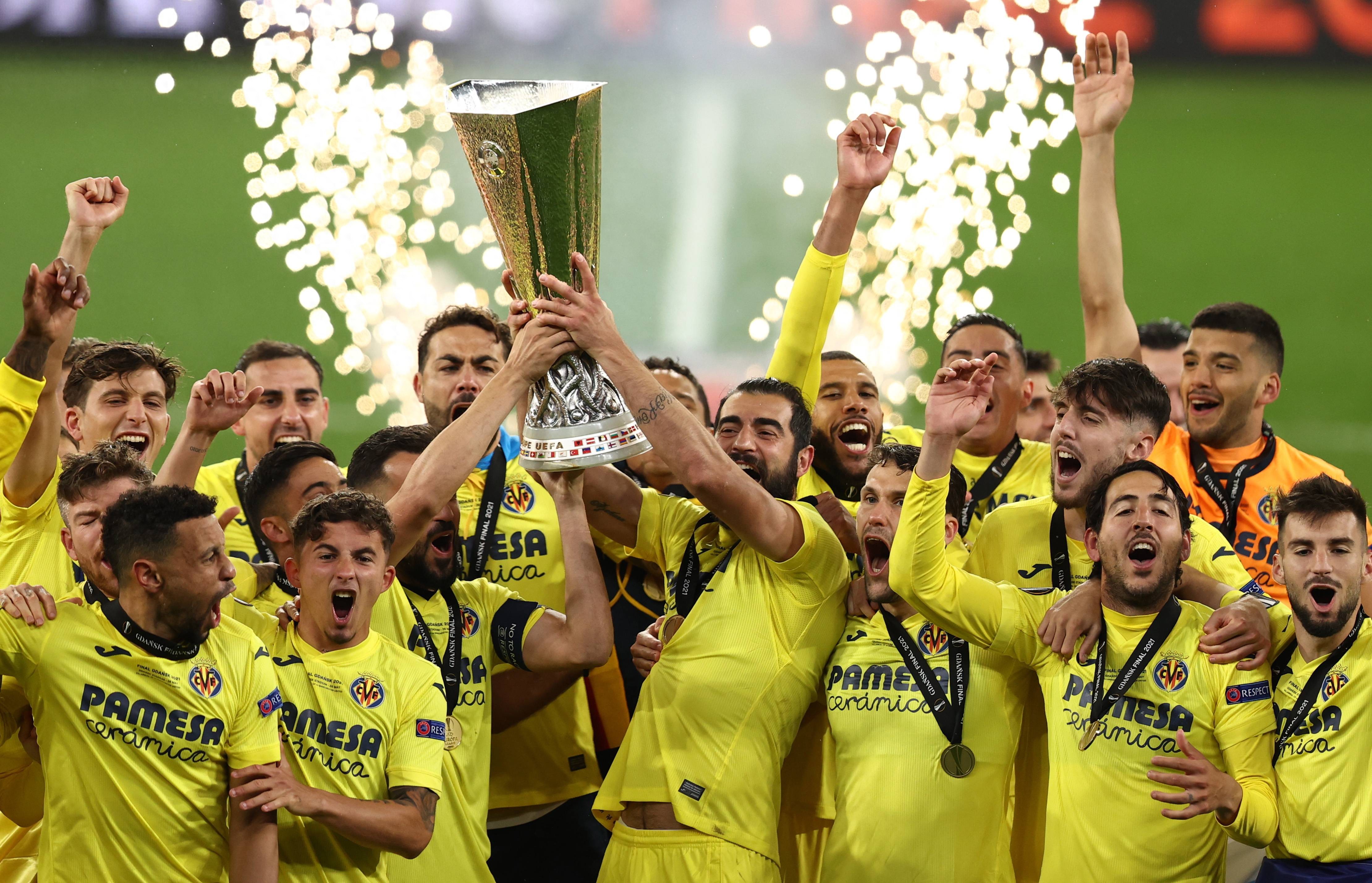 包含阿尔及利亚球队夺得非洲冠军，点燃国家足球热情的词条