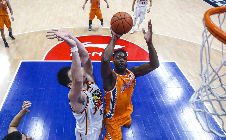 关于吉林男篮主场失利，寻求反弹之路的信息