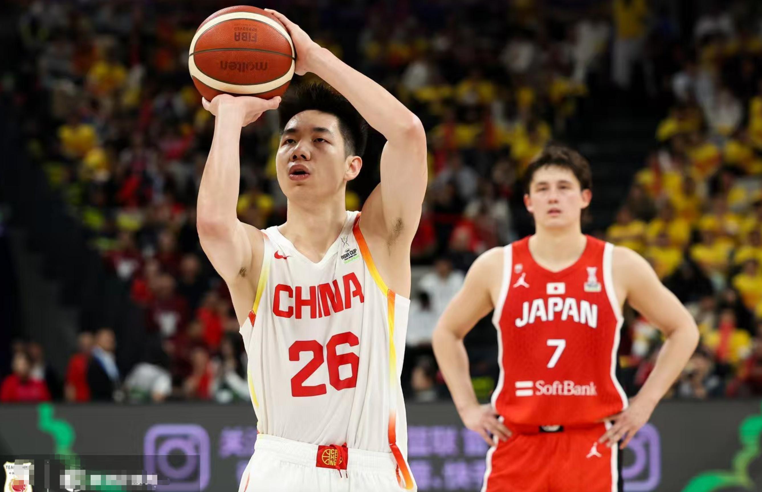 中国男篮轻取巴西男篮，乔治绝境逆转