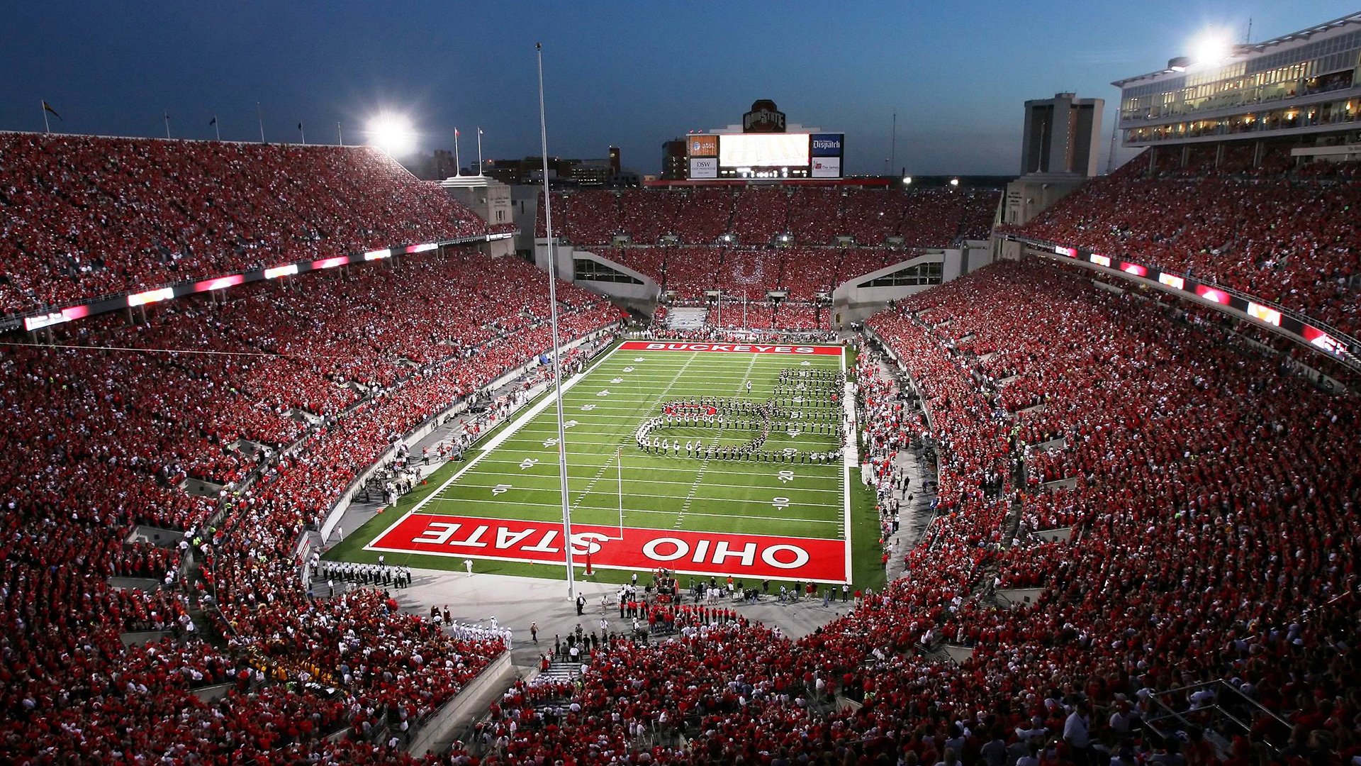 年度焦点之战之夜,约基奇关键时刻站出来,书写传奇篇章